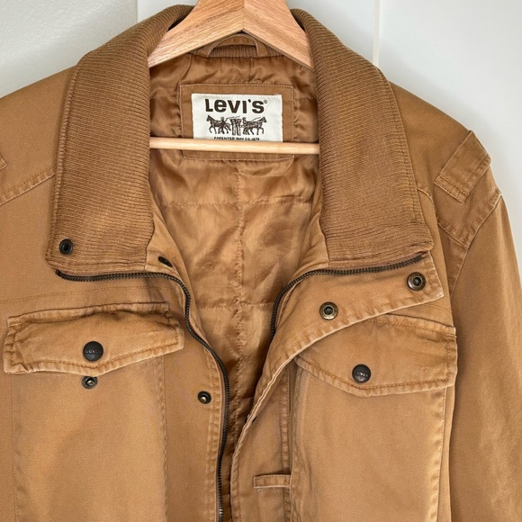 Levi’s Men’s Military Trucker Jacket - Picture 2 of 5